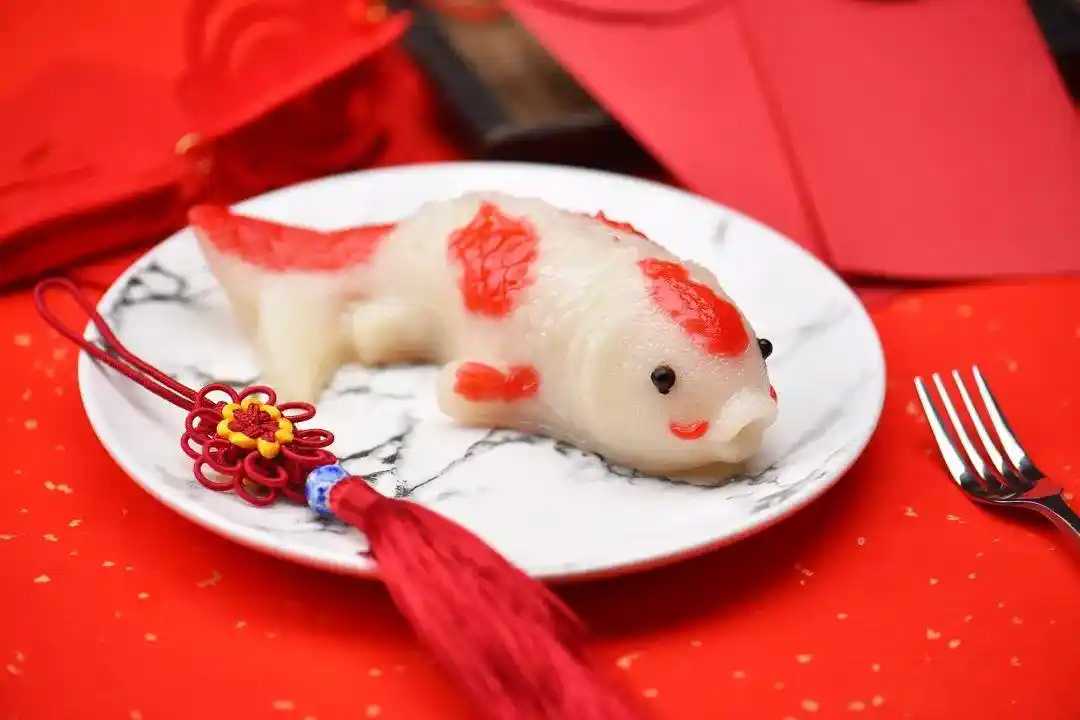 科技賦能年糕生產(chǎn)，年年有魚(yú)年糕包裝機(jī)引領(lǐng)新潮流